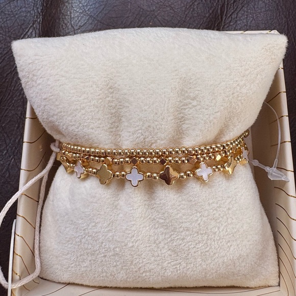 Eye Candy Gold and White Armcandy Luxe Collection - Picture 3 of 7